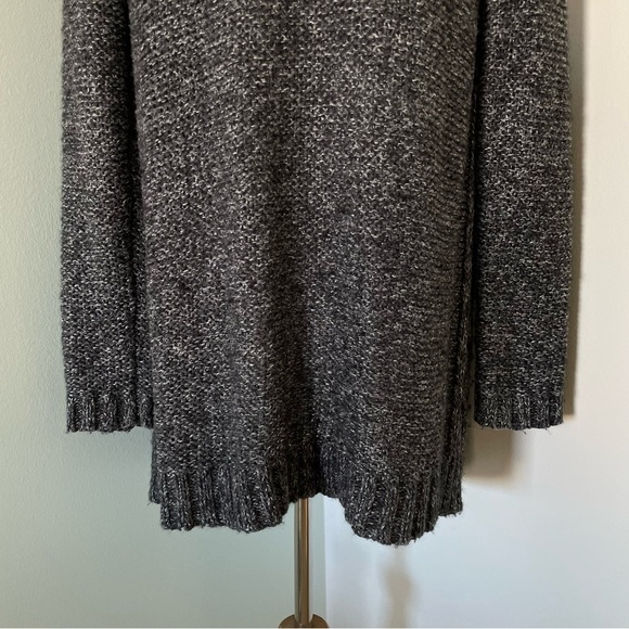 Old Navy Women’s Wool Blend Knit Long Cardigan Button Front Sweater Gray Size M - Picture 11 of 14